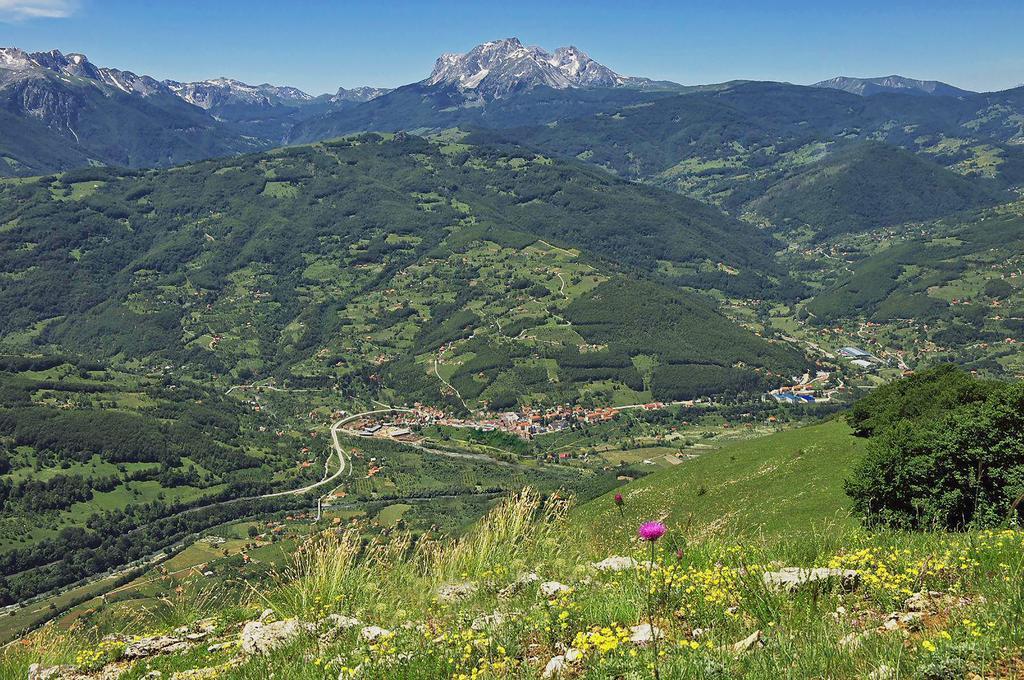 Hotel Komovi Andrijevica Esterno foto